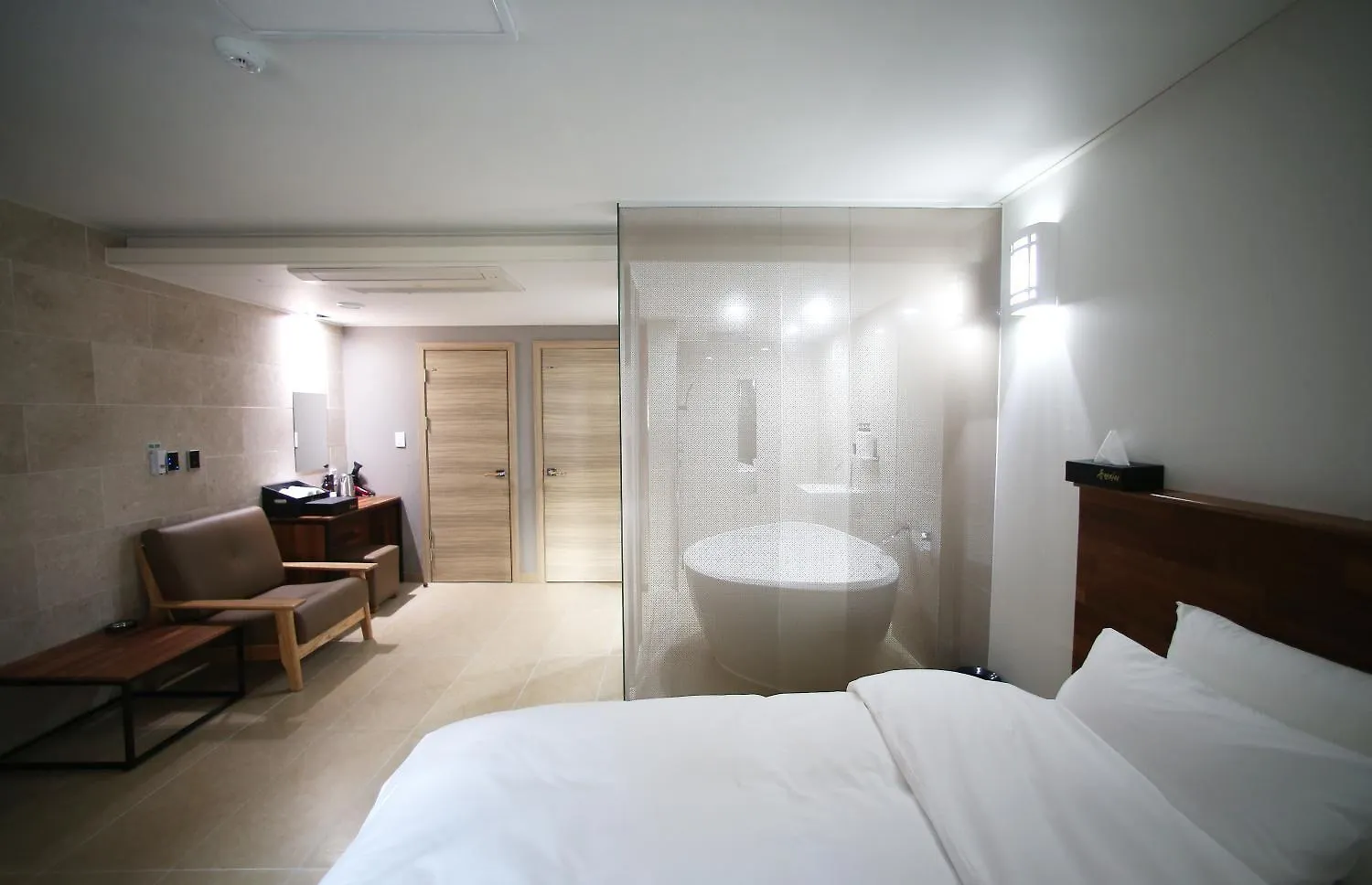 Hotel You&I Incheon 2*,