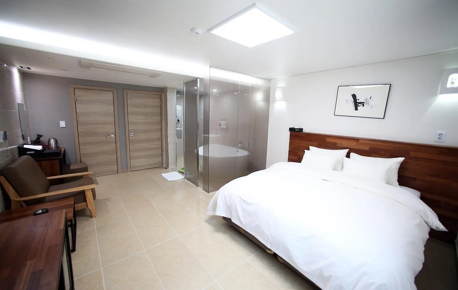 Hotel You&I Incheon 2*,